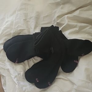 Black Women's Socks